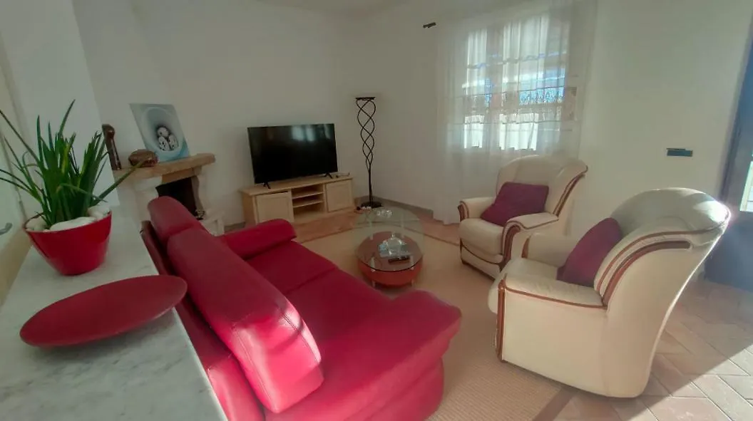 Villa Bice In Versilia بيتراسانتا
