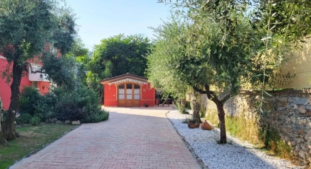Villa Bice In Versilia بيتراسانتا