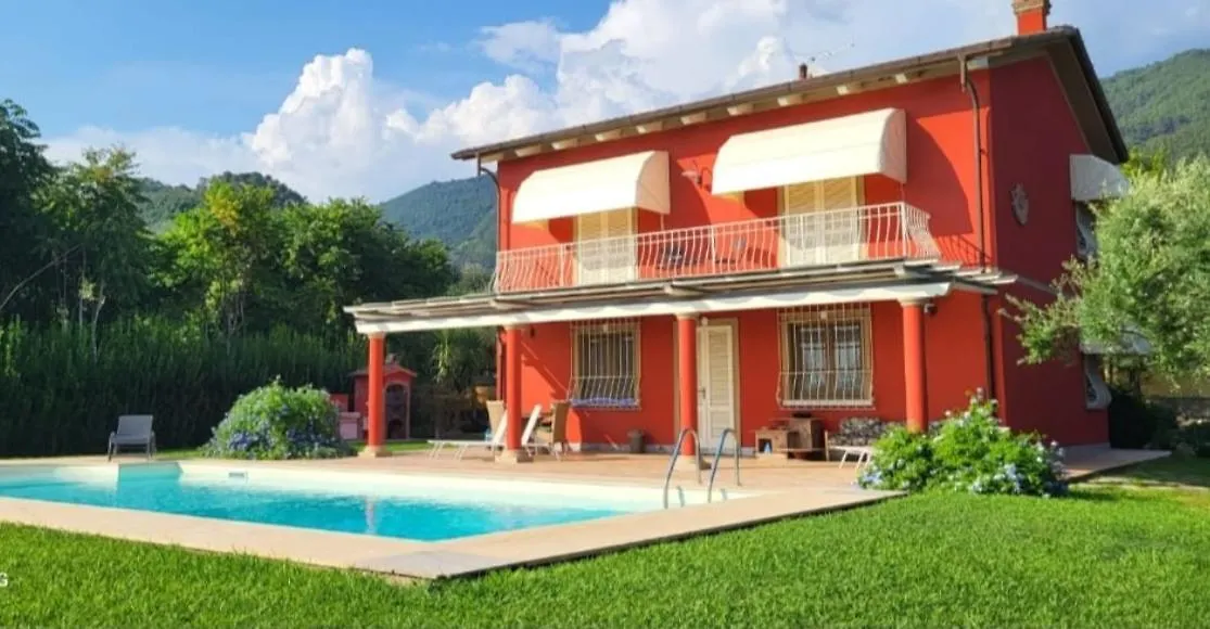 Villa Bice In Versilia بيتراسانتا
