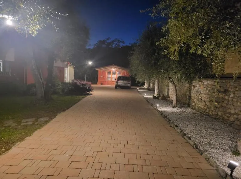 Villa Bice In Versilia بيتراسانتا 0*,  إيطاليا